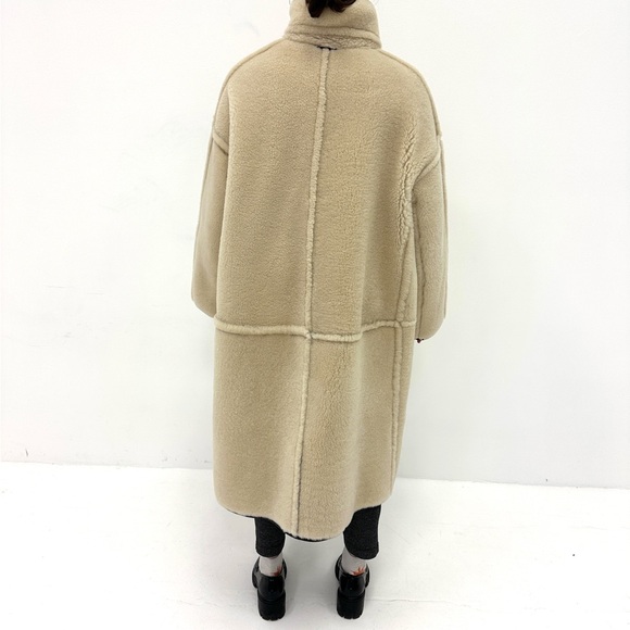 Cream Shearling Leather Jacket - Picture 4 of 11